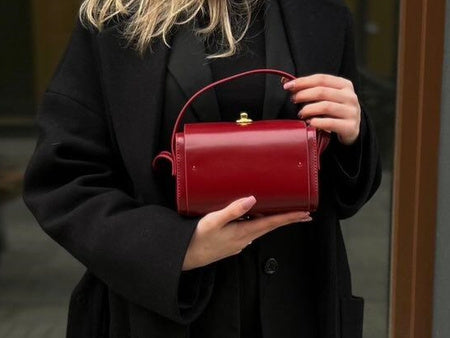 Latifa Rosso Scatola